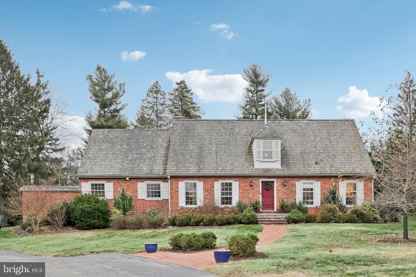 913 Field Lane photo 4