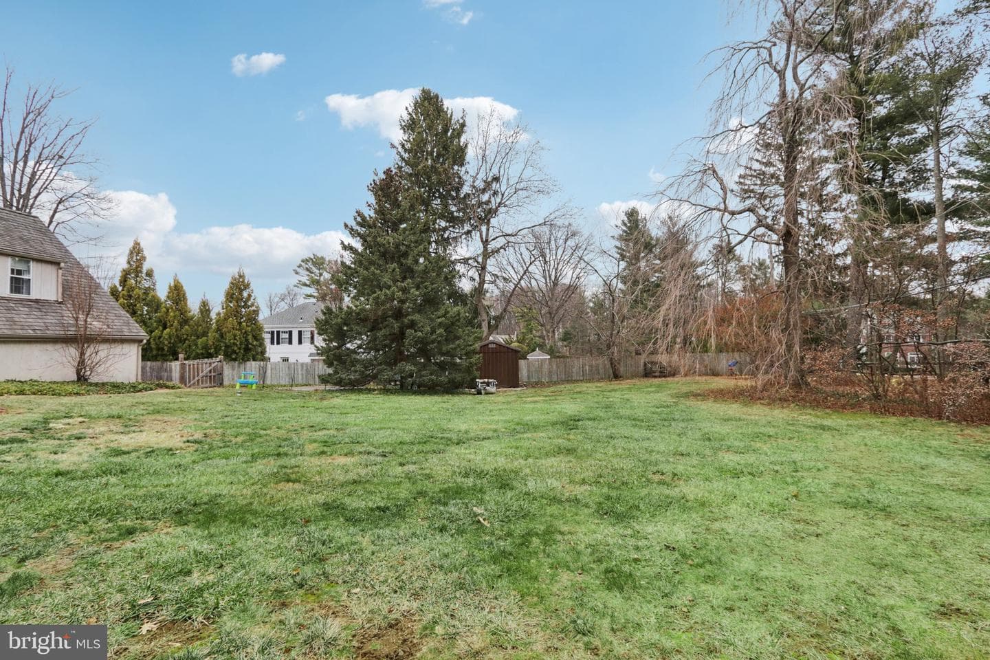913 Field Lane photo 49
