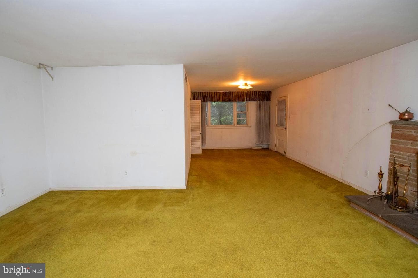 1300 Kirks Lane photo 10