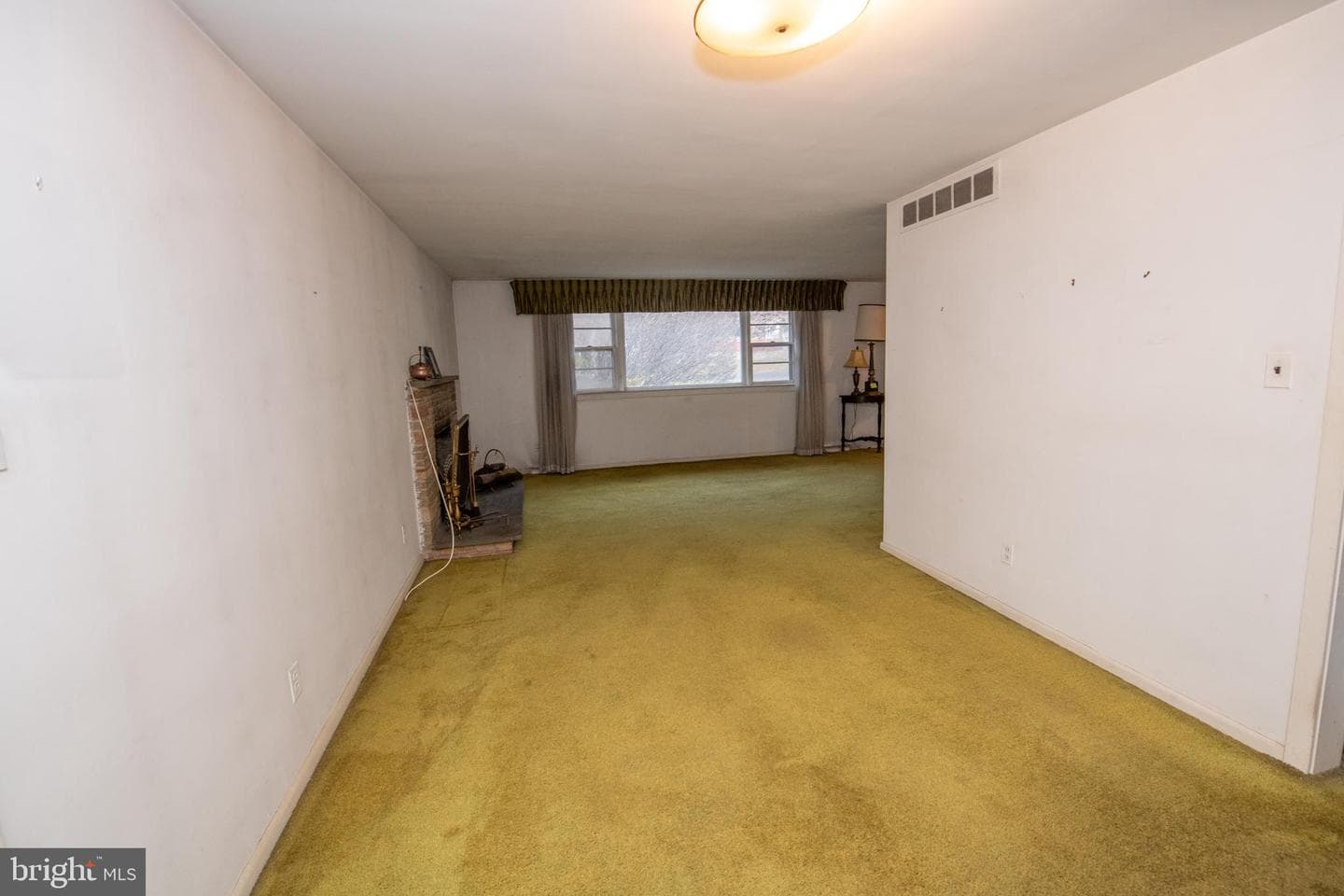 1300 Kirks Lane photo 11