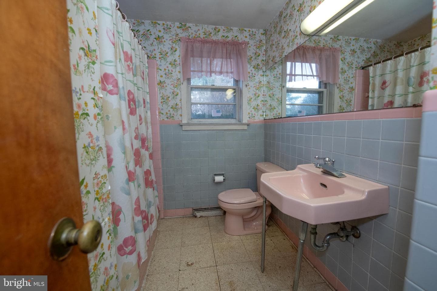 1300 Kirks Lane photo 24