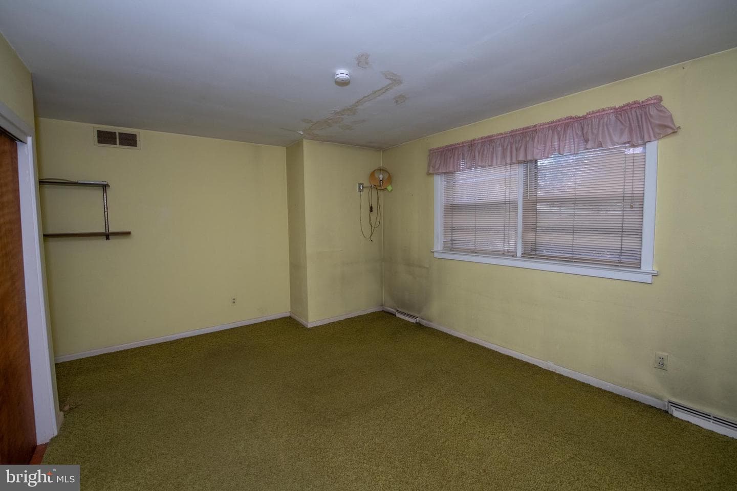 1300 Kirks Lane photo 32