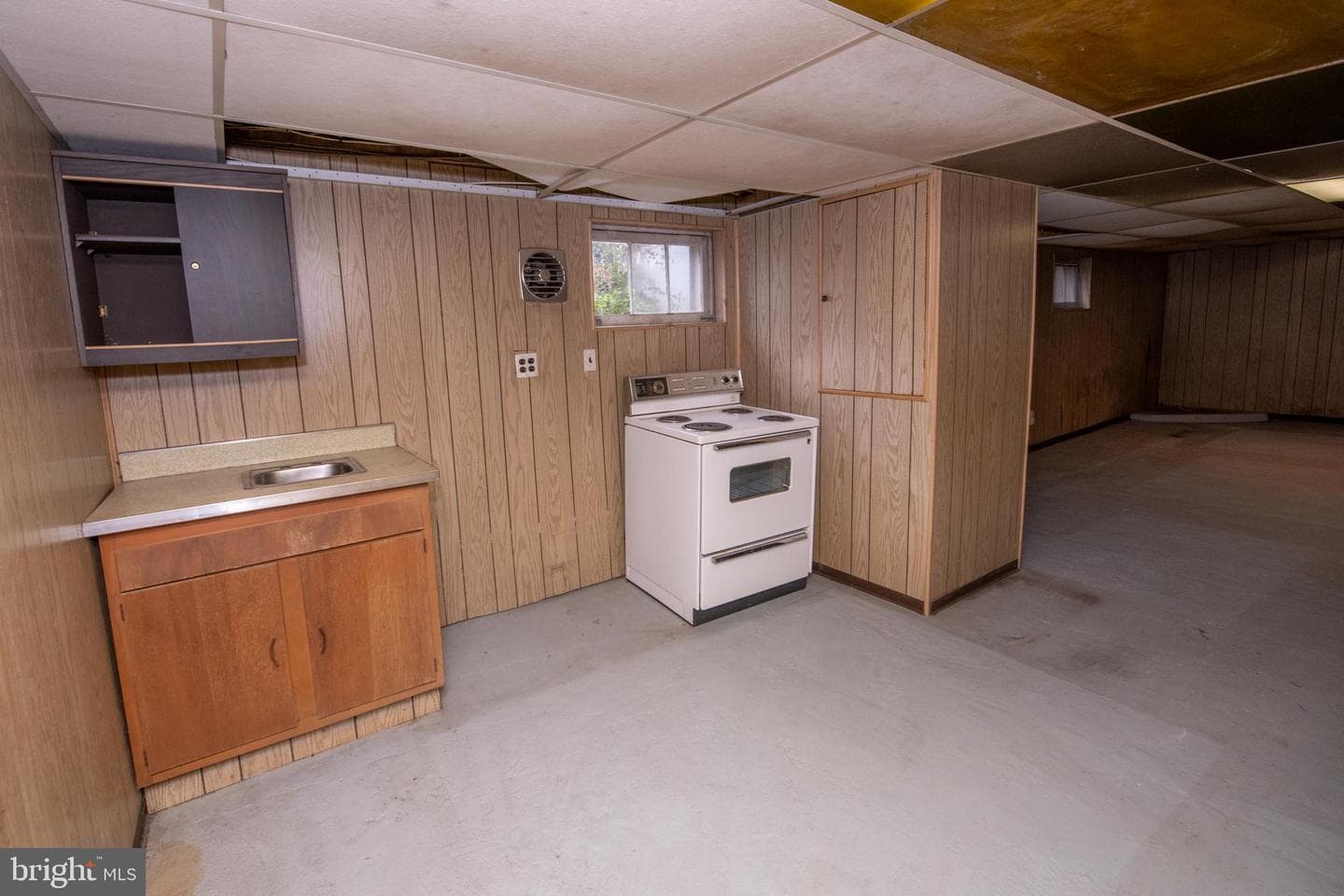 1300 Kirks Lane photo 36