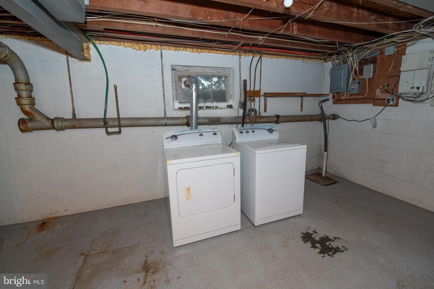 1300 Kirks Lane photo 46