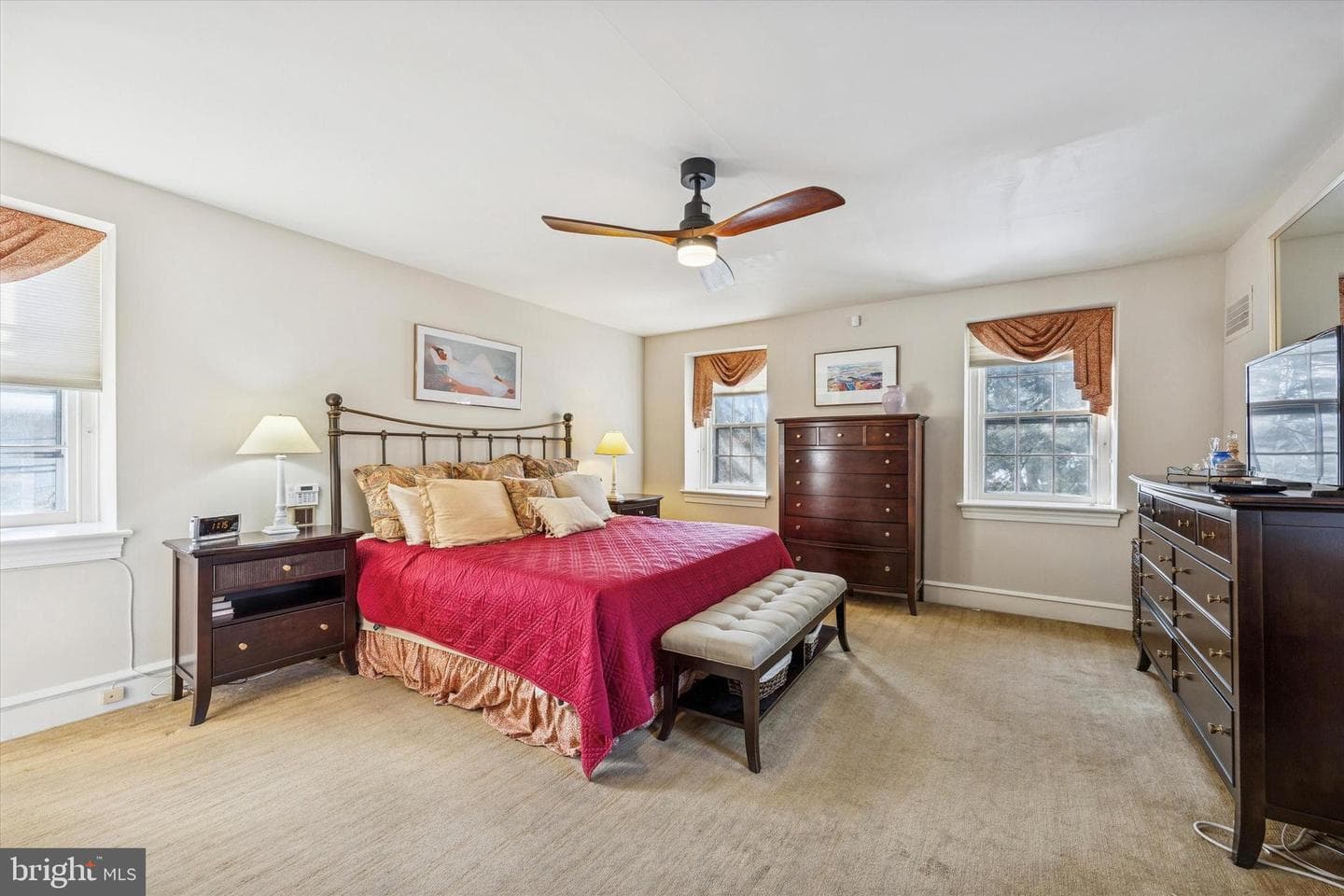 1039 Wellington Road photo 24