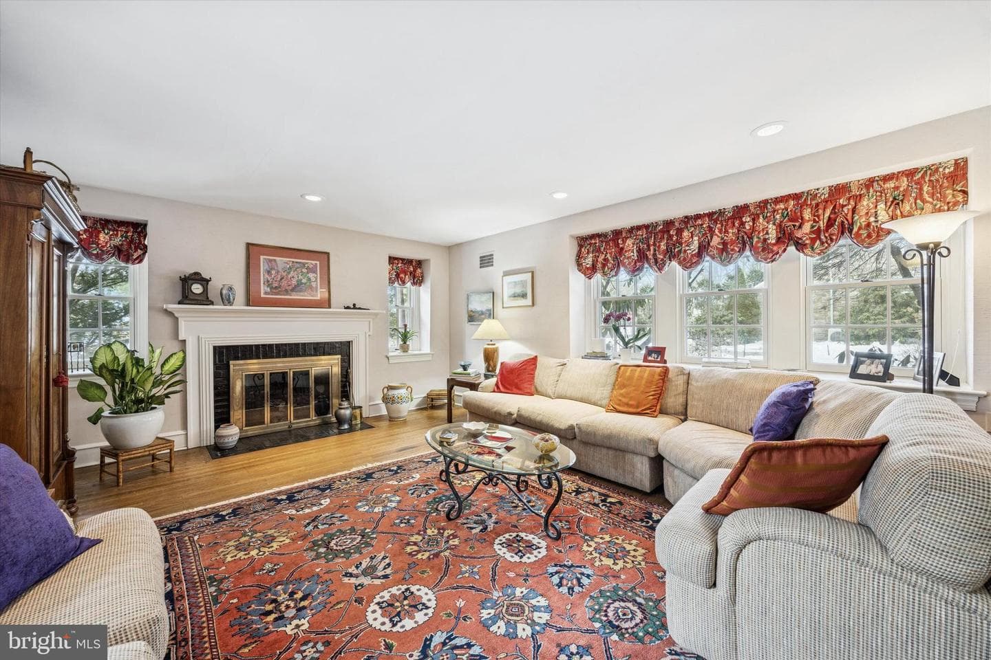 1039 Wellington Road photo 7