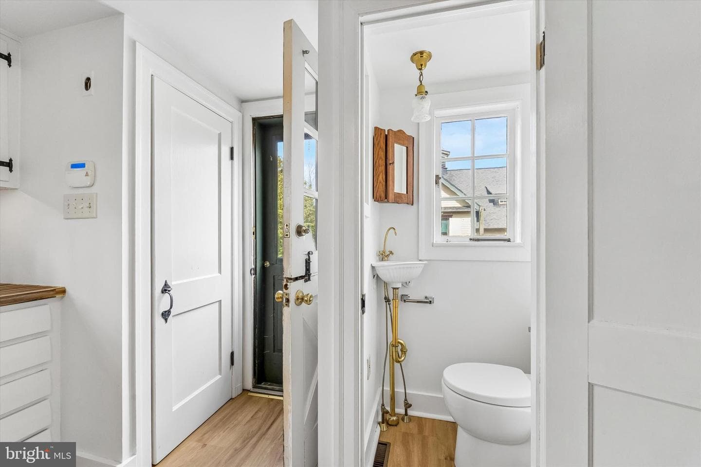 213 Royal Avenue photo 13