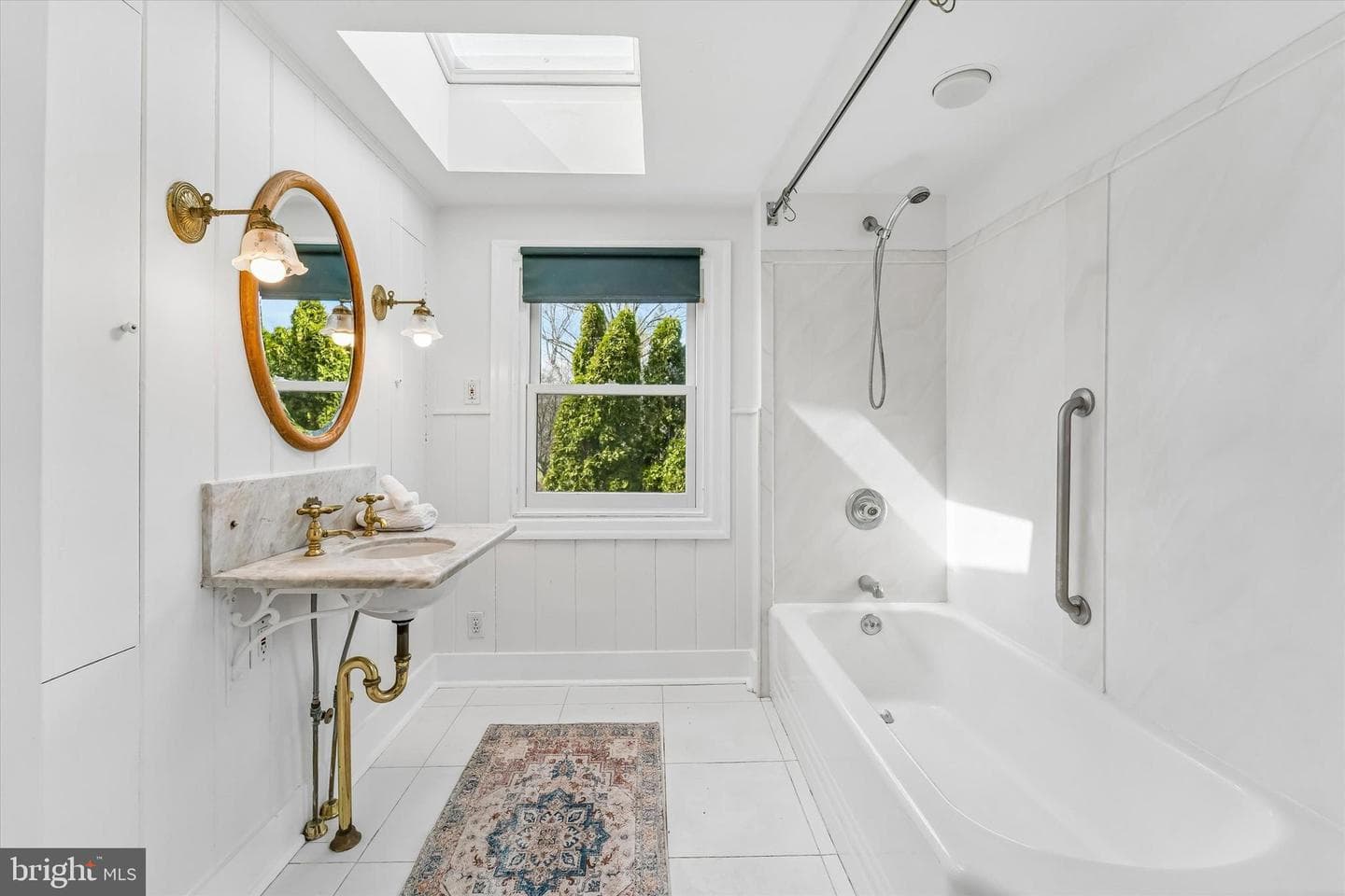 213 Royal Avenue photo 16