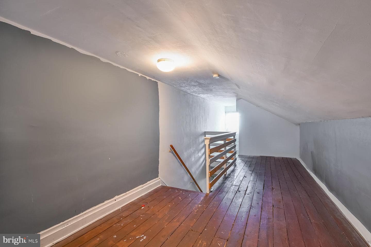 812 N Evans Street photo 17