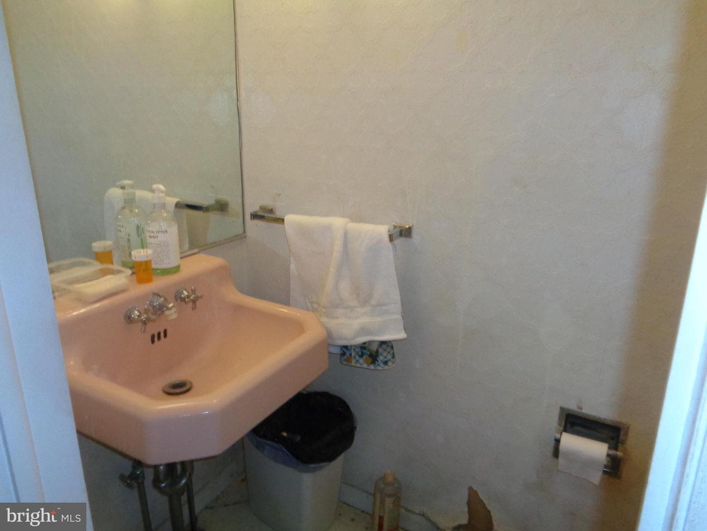 1480 Noble Road photo 11