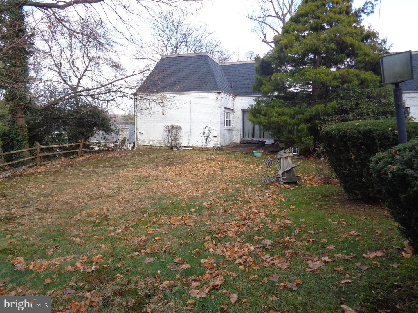 1480 Noble Road photo 36