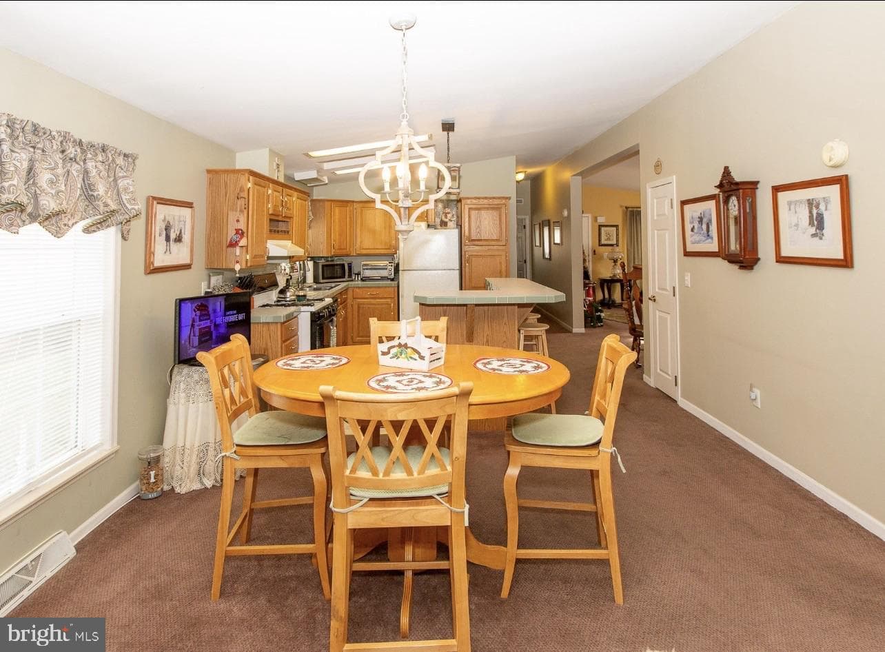 303 Carver Lane photo 8