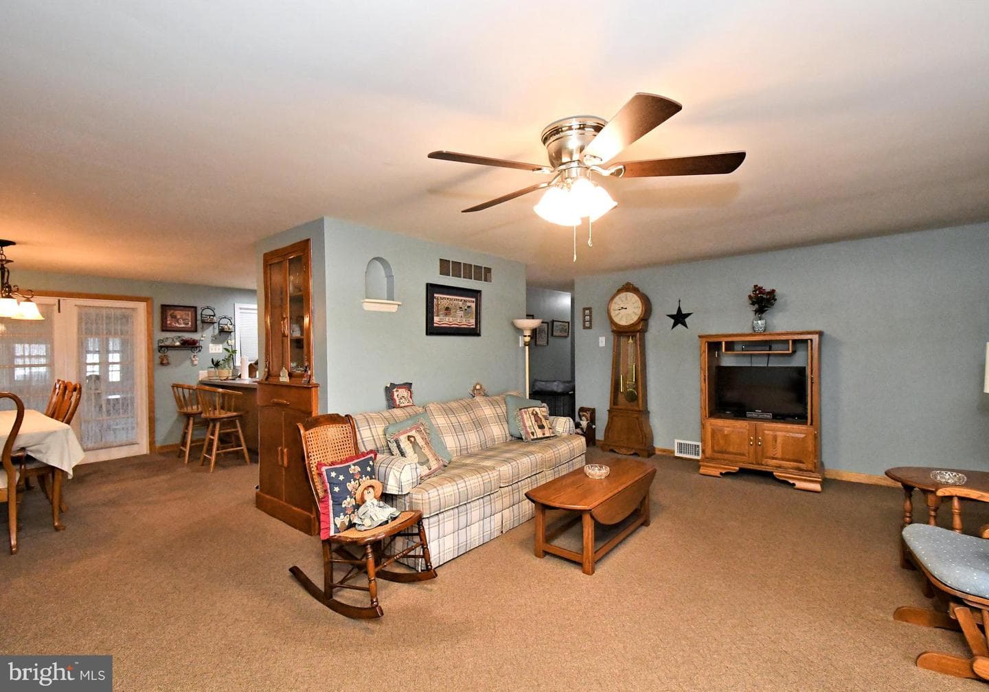 532 Sherwood Lane photo 8