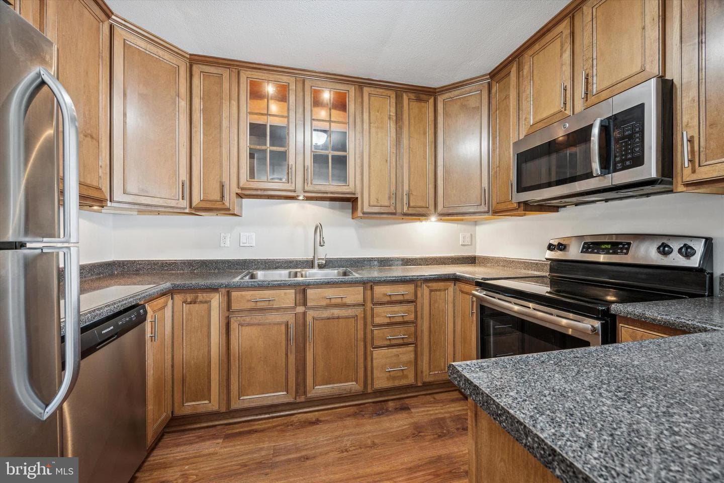 197 Lexington Road photo 11