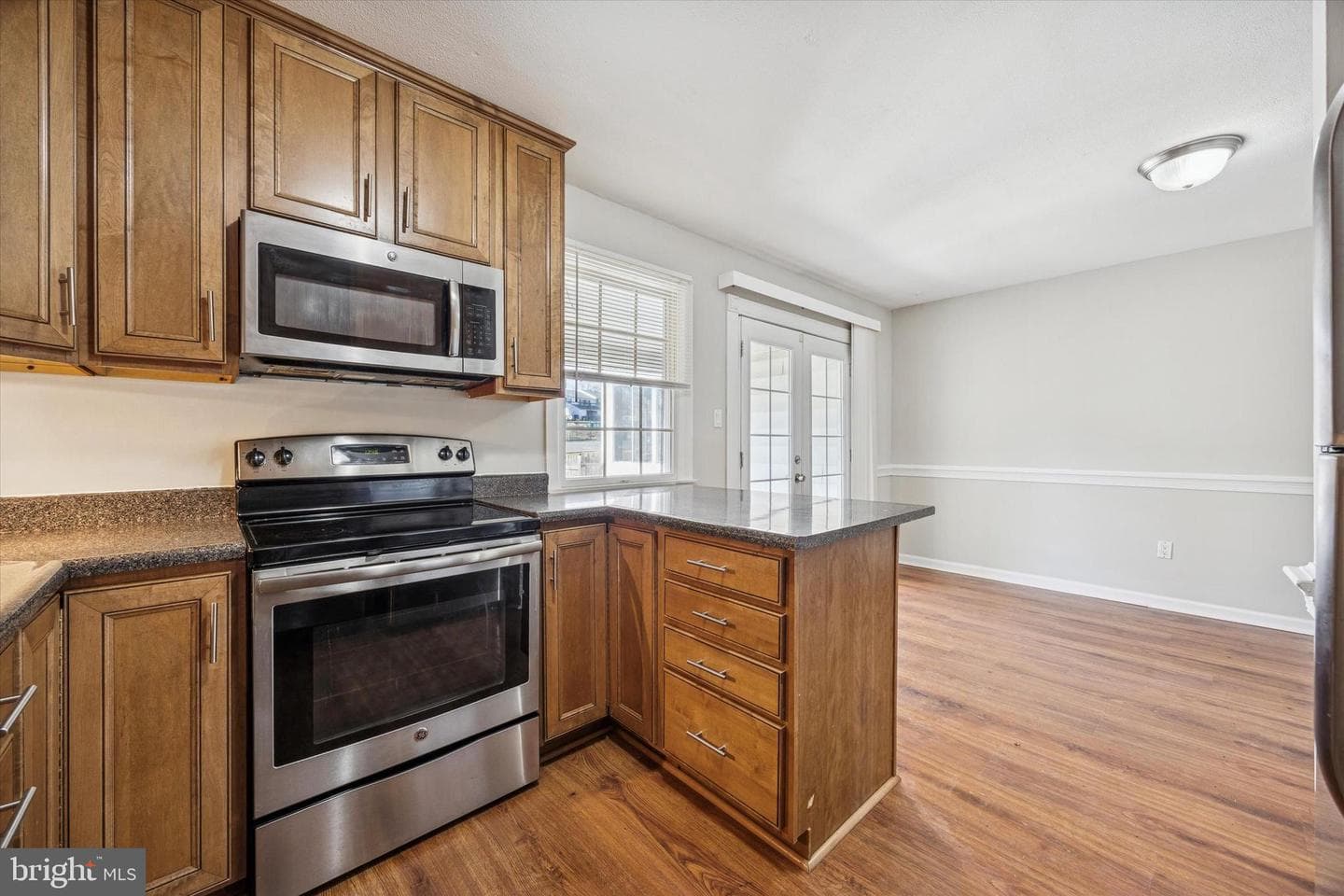 197 Lexington Road photo 12