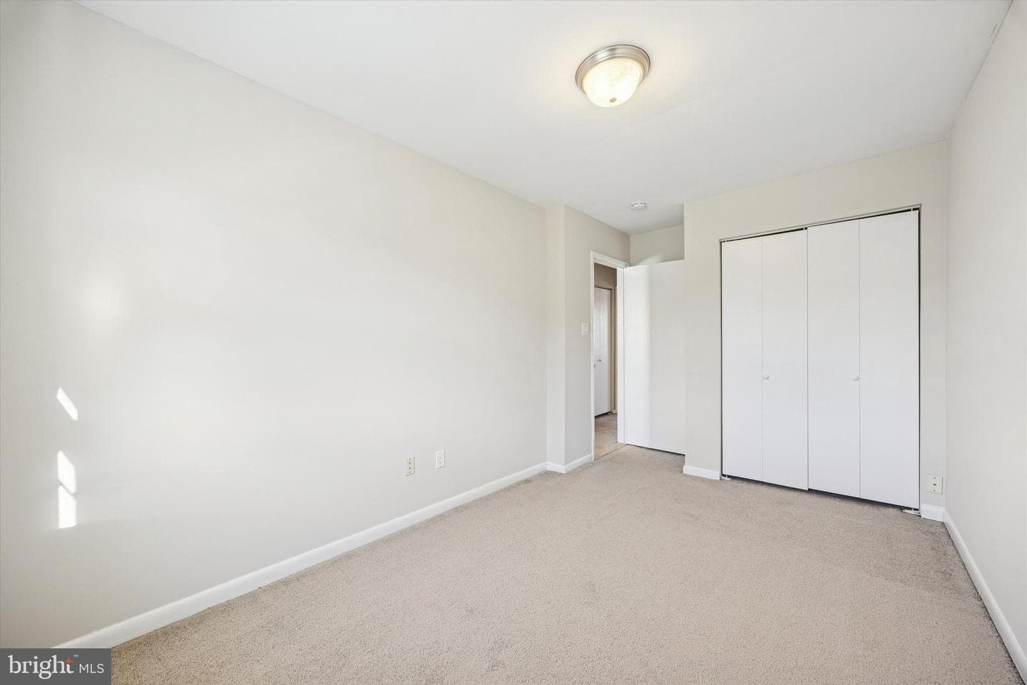 197 Lexington Road photo 21