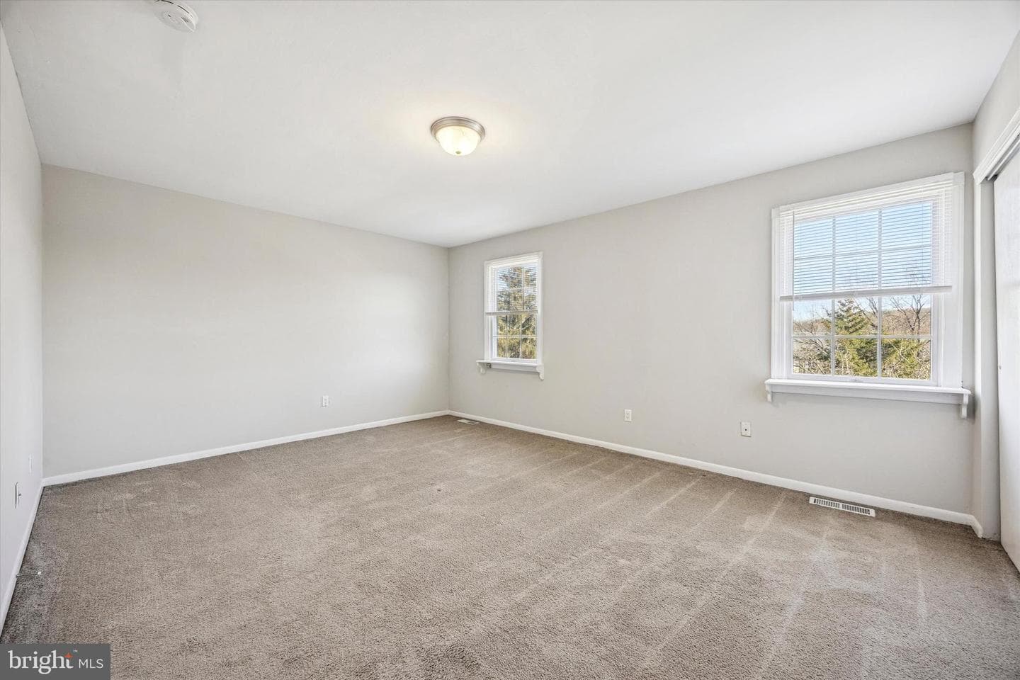 197 Lexington Road photo 22