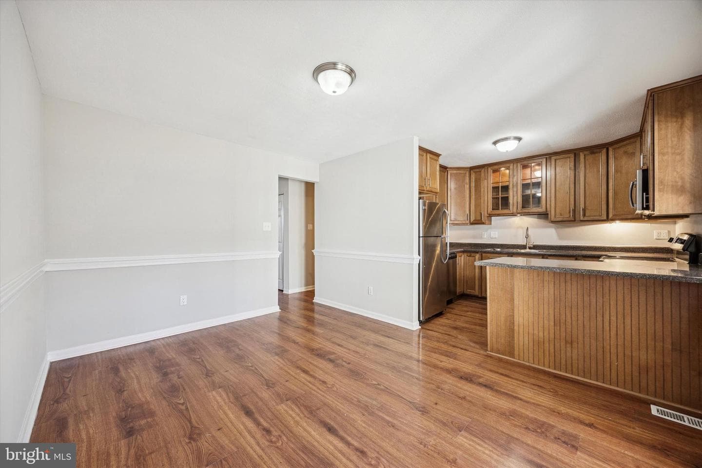 197 Lexington Road photo 9