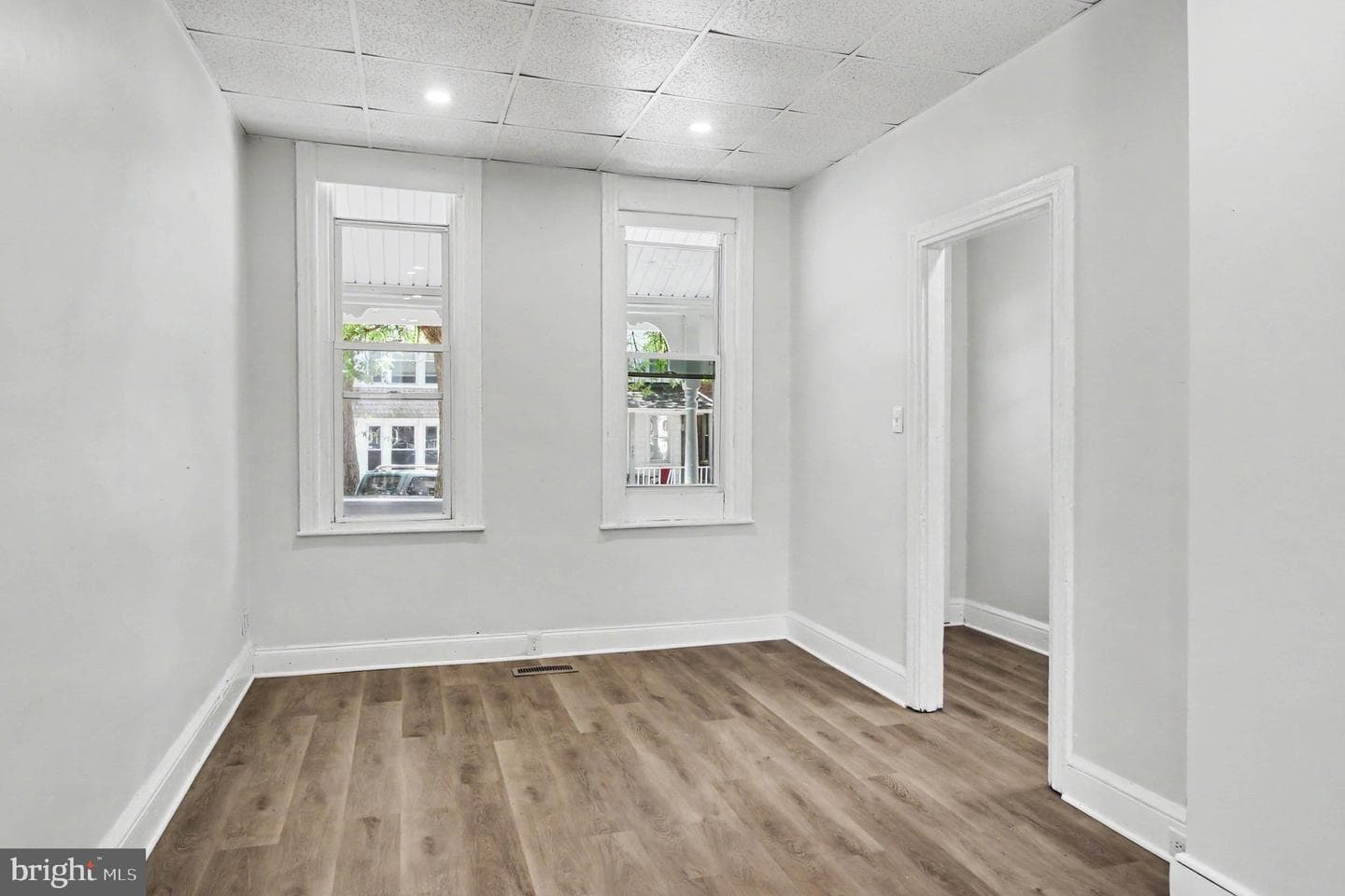 443 Walnut Street photo 11
