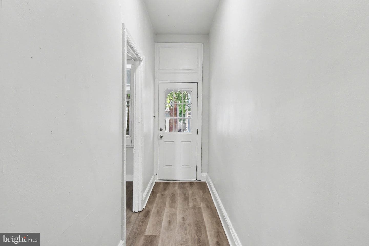 443 Walnut Street photo 5