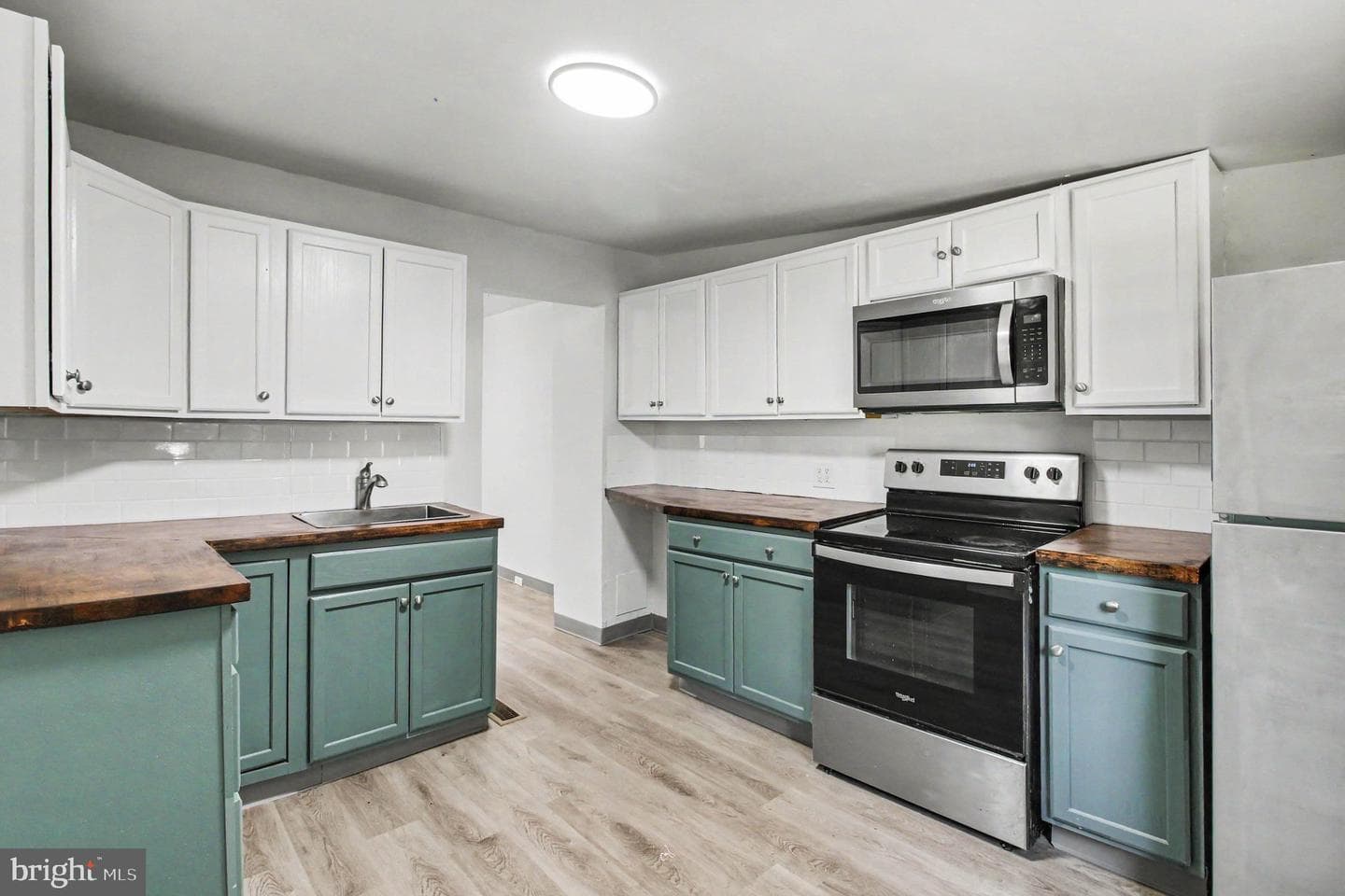 443 Walnut Street photo 7