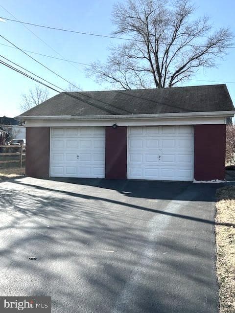 112 Burnside Avenue photo 16
