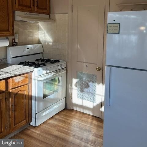 112 Burnside Avenue photo 8