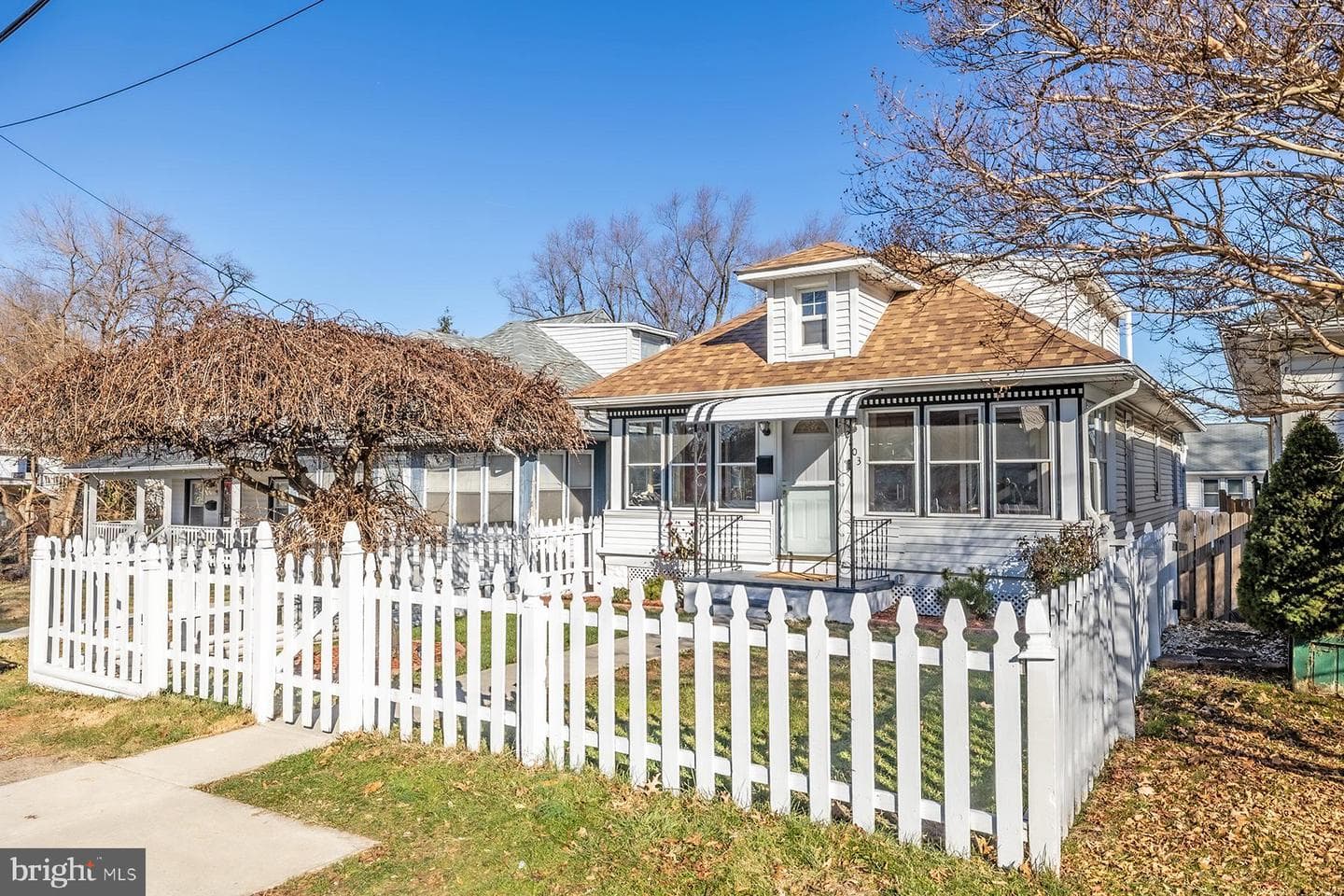 2803 Broadway Avenue photo 1