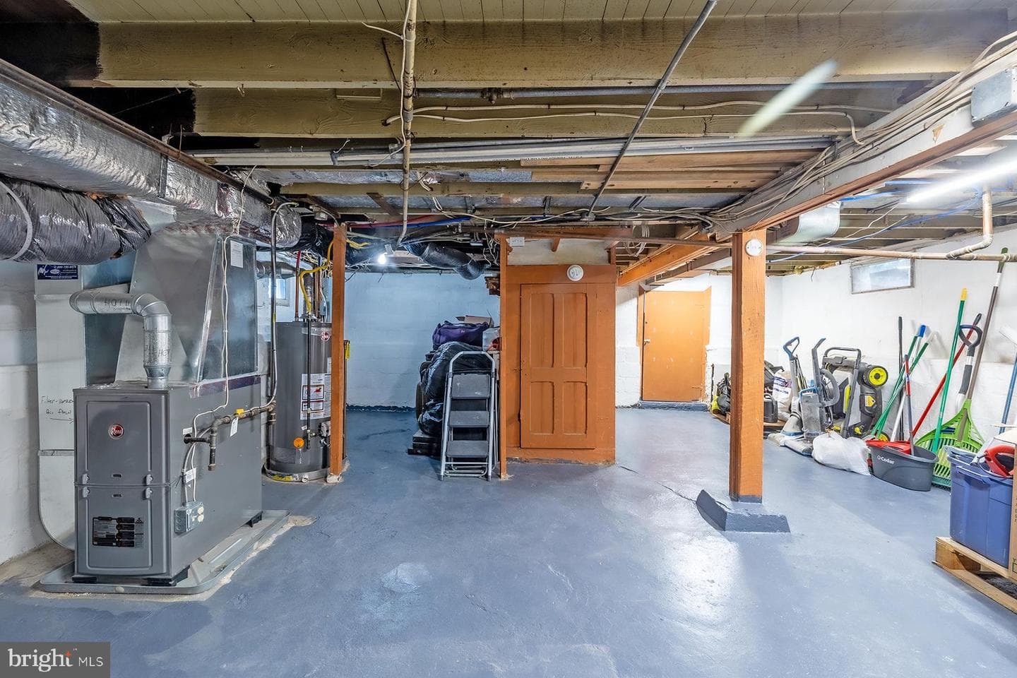 2803 Broadway Avenue photo 18