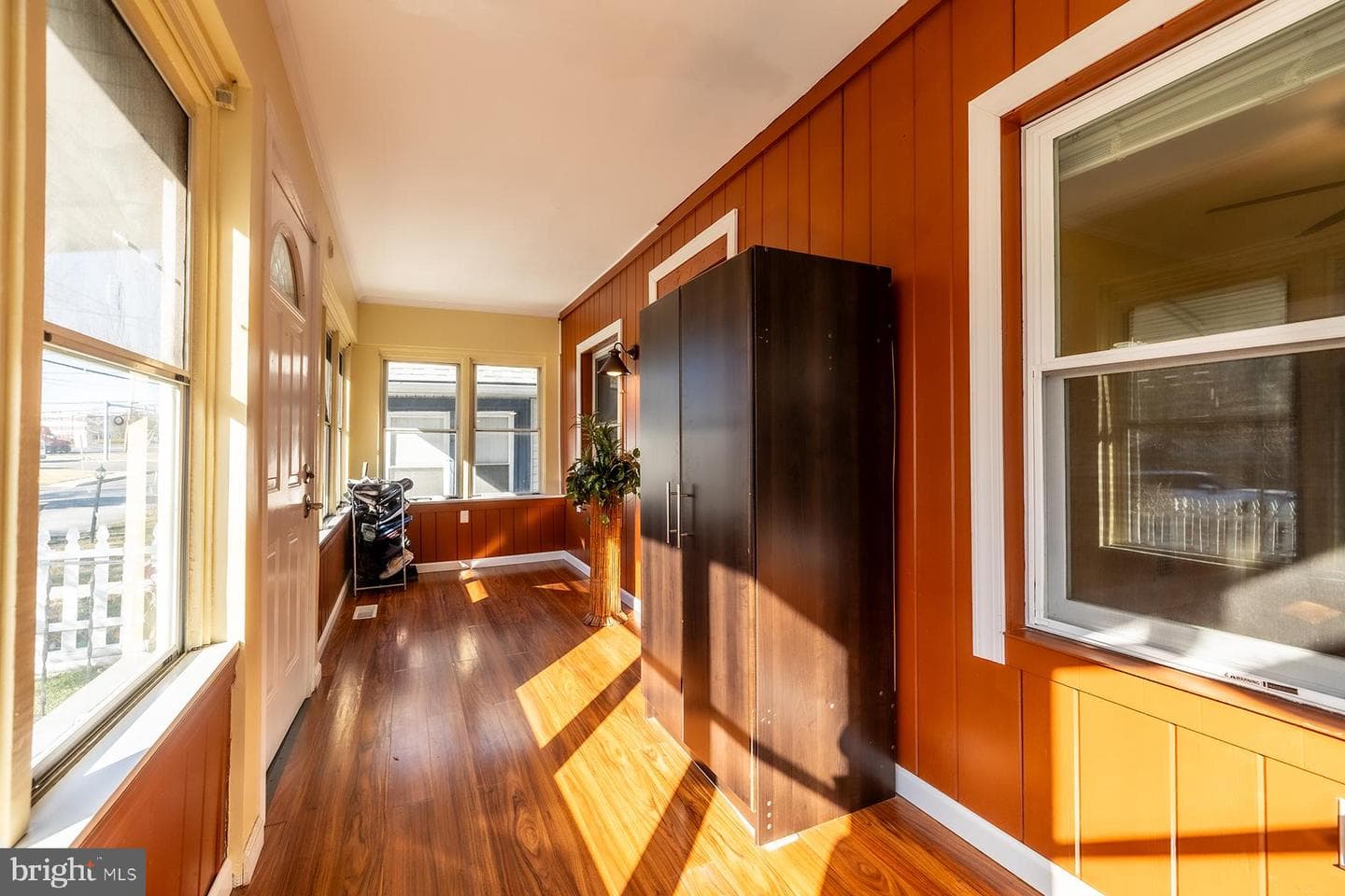 2803 Broadway Avenue photo 5