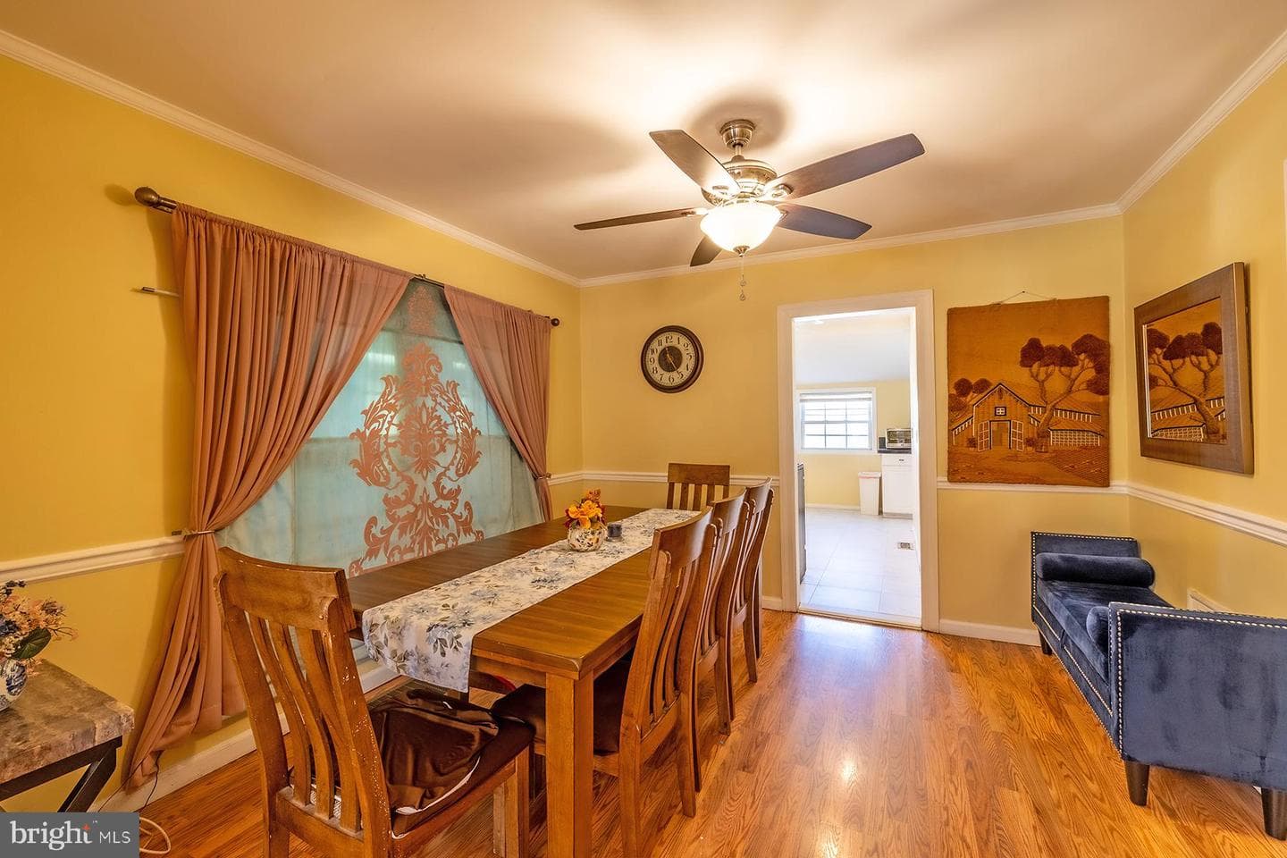 2803 Broadway Avenue photo 7