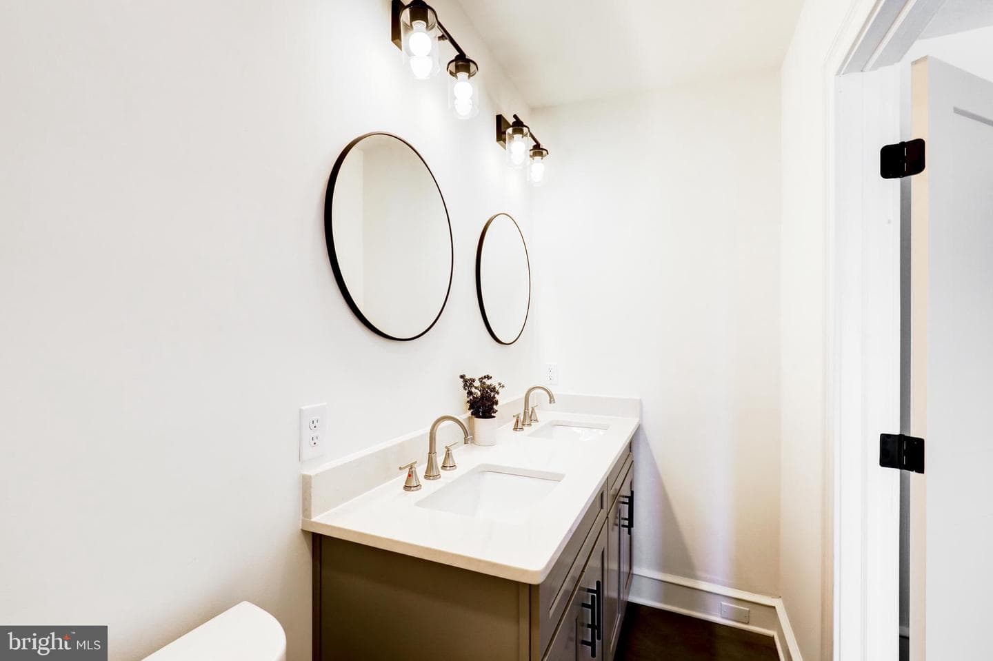 408 Highland Avenue photo 30