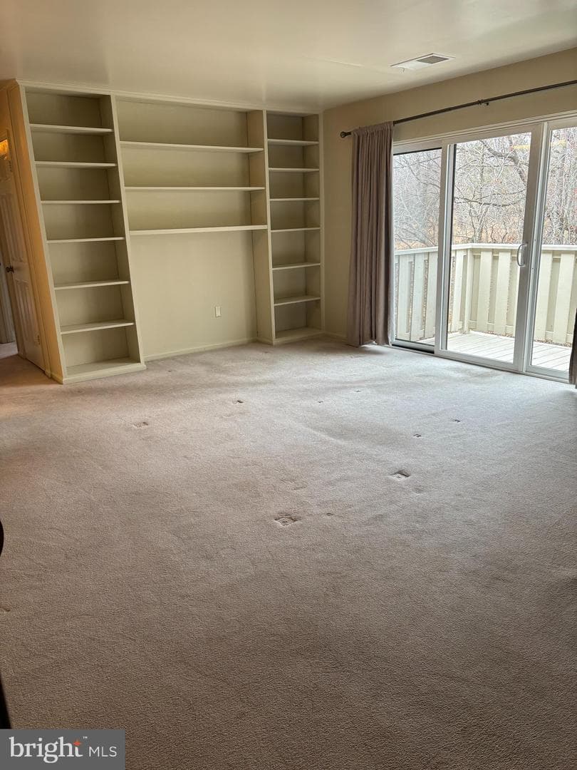 1116 Dogwood Court photo 3