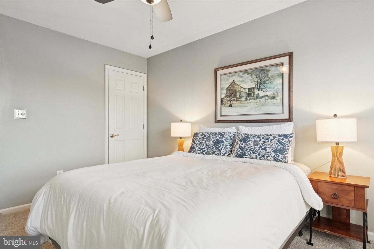 1070 Rosemont Terrace photo 18
