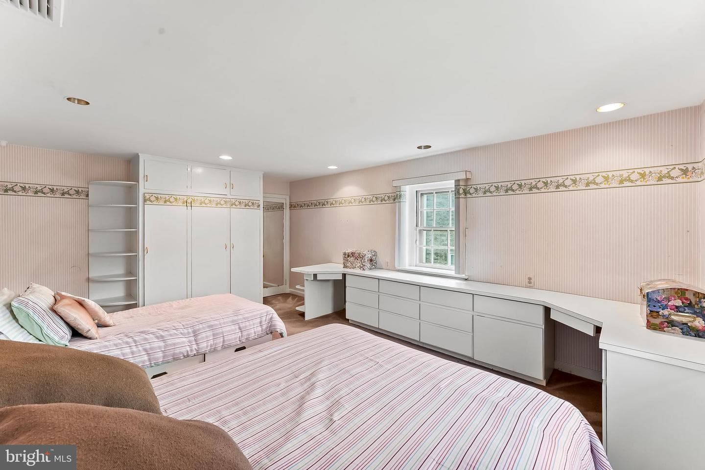 632 Foxcroft Road photo 40