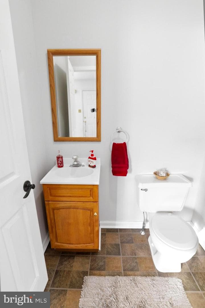 1405 Village Green Drive photo 16