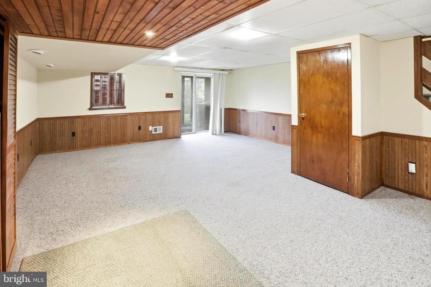 1405 Village Green Drive photo 30