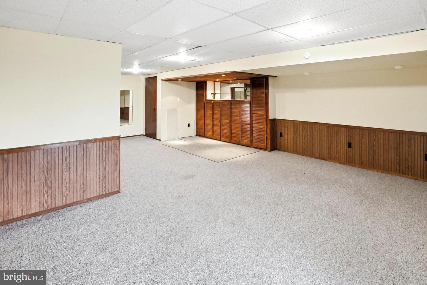 1405 Village Green Drive photo 33