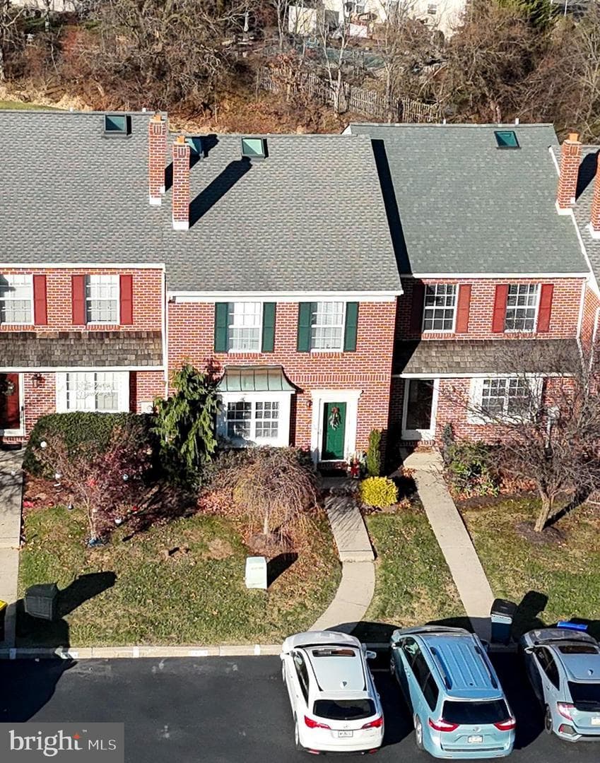 1405 Village Green Drive photo 40