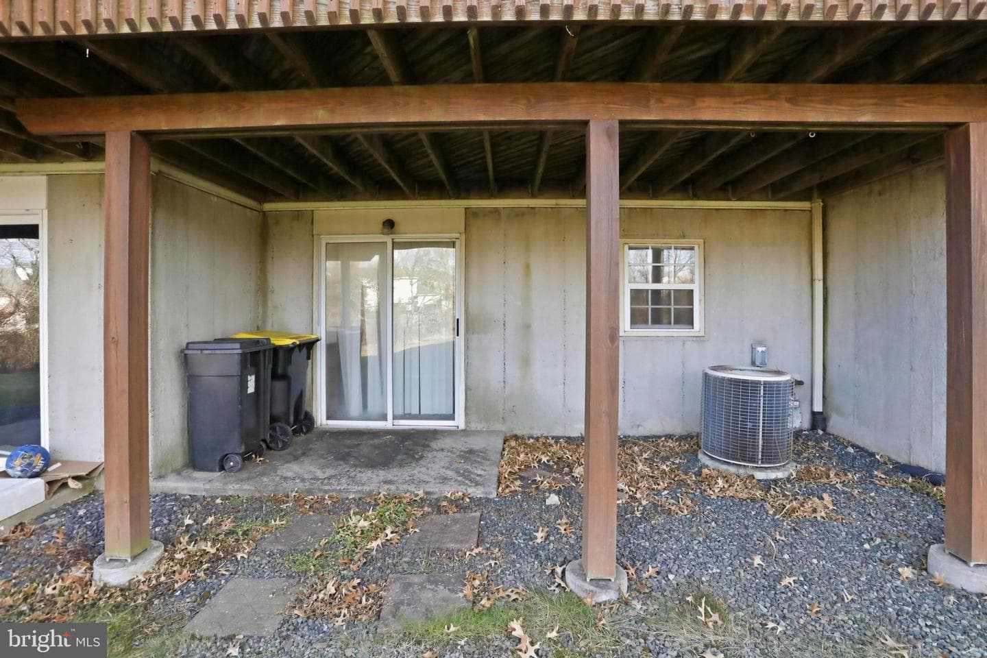 1405 Village Green Drive photo 43