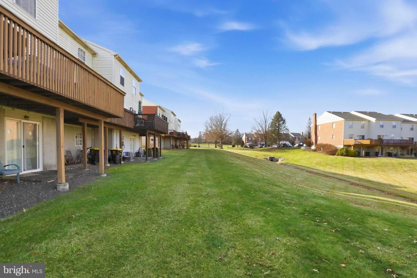 1405 Village Green Drive photo 49
