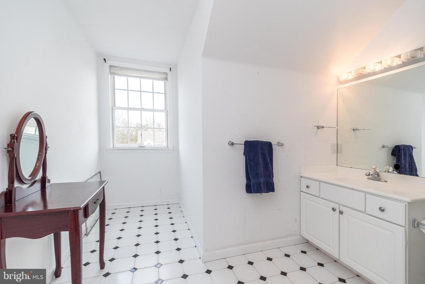 200 Westminster Place photo 40