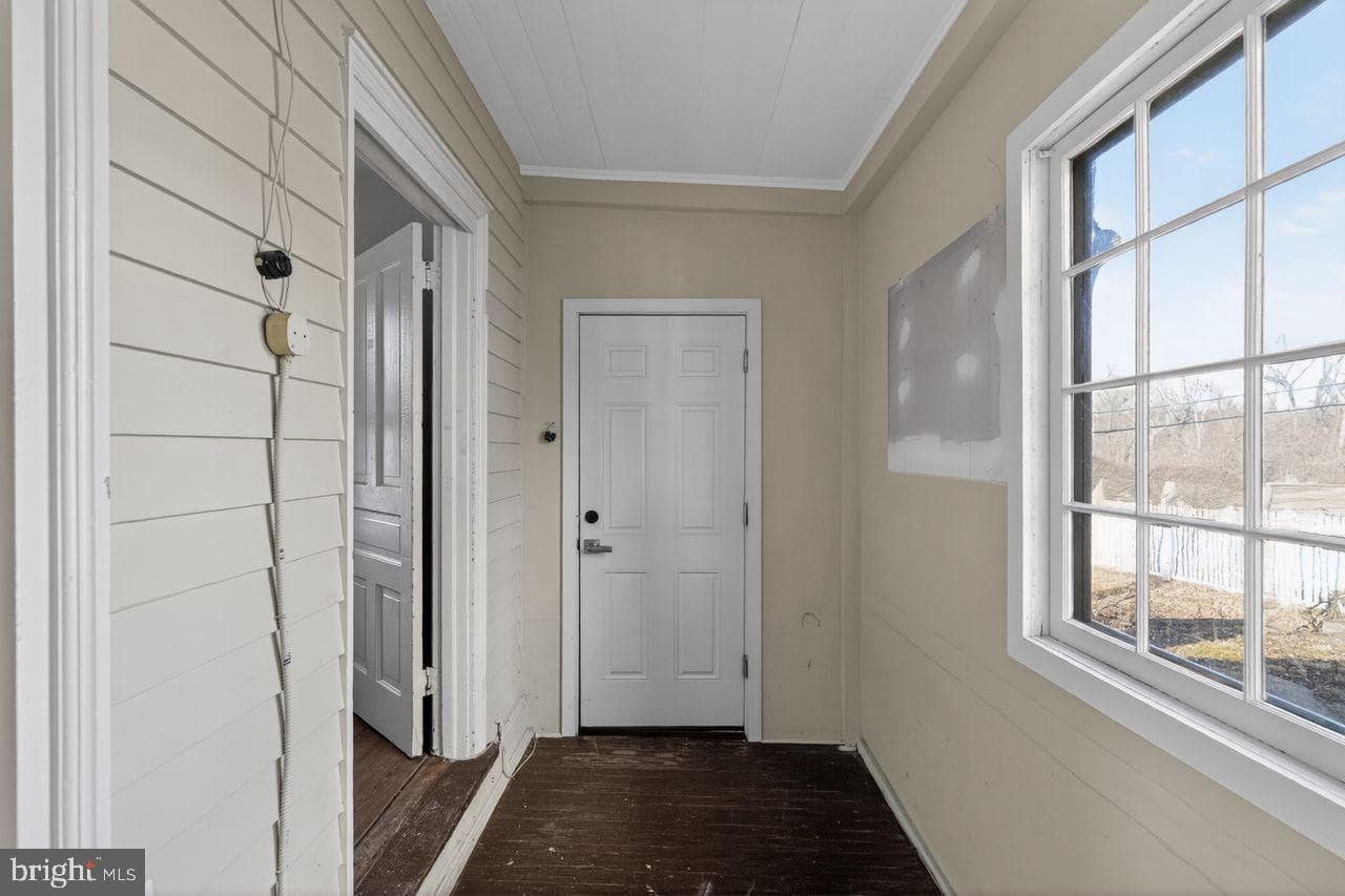 566 S Bethlehem Pike photo 7