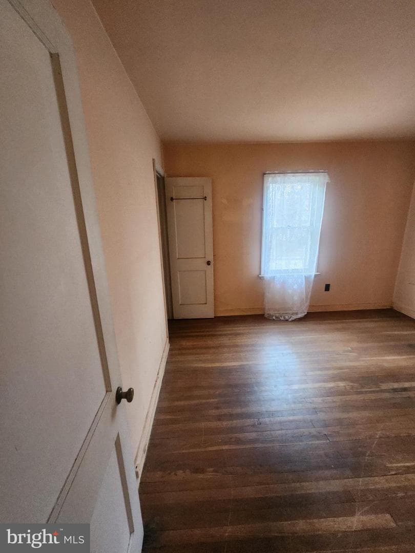 336 Elm Avenue photo 25