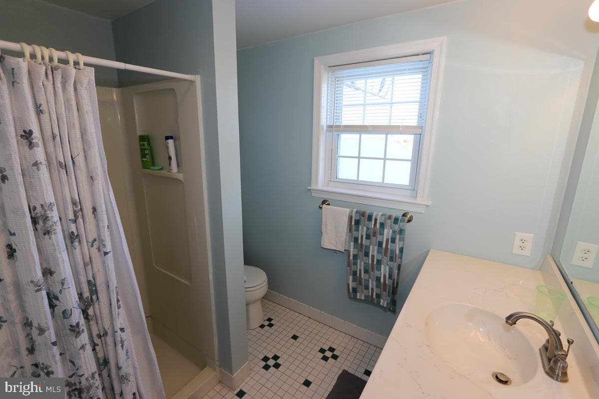 642 Kirkwood Street photo 61