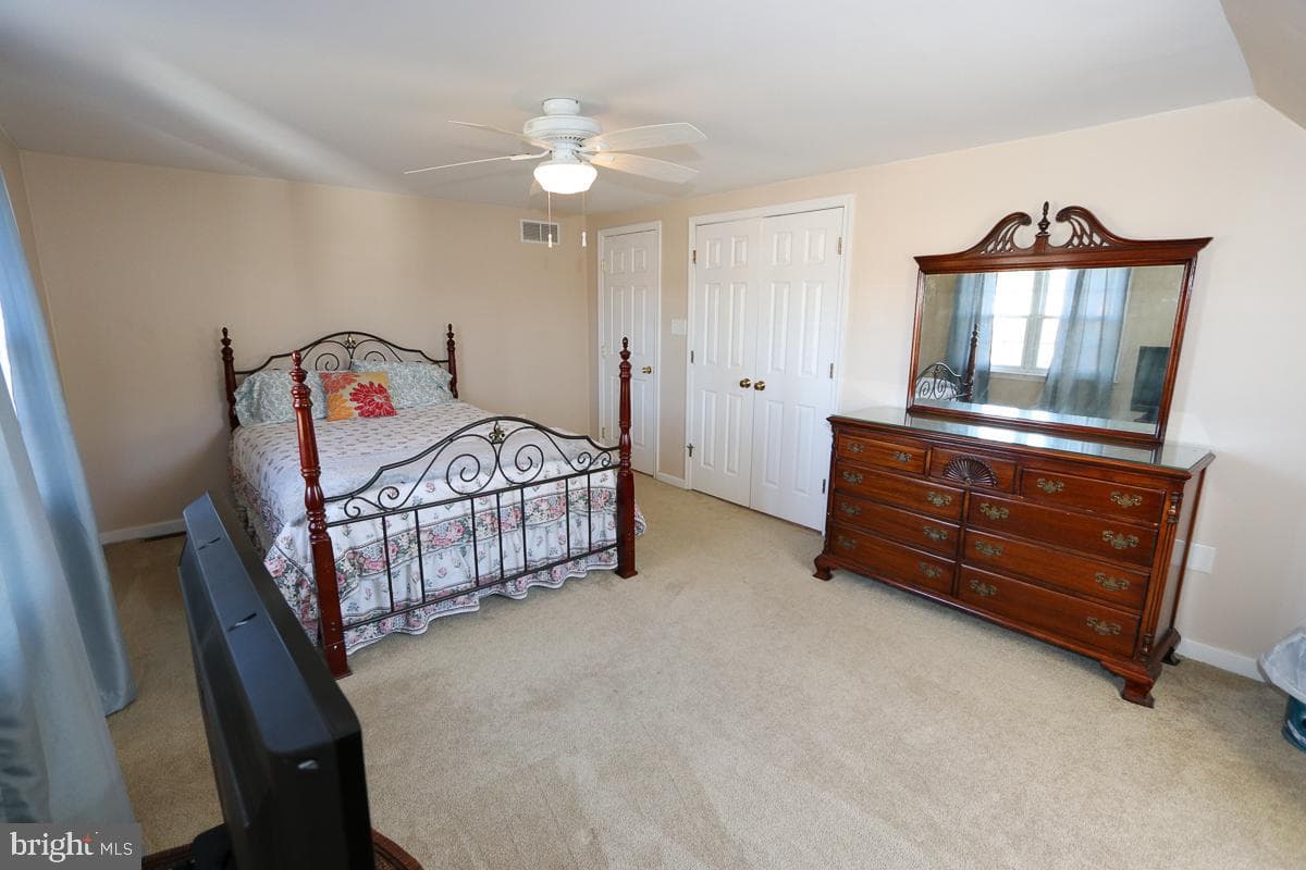642 Kirkwood Street photo 65