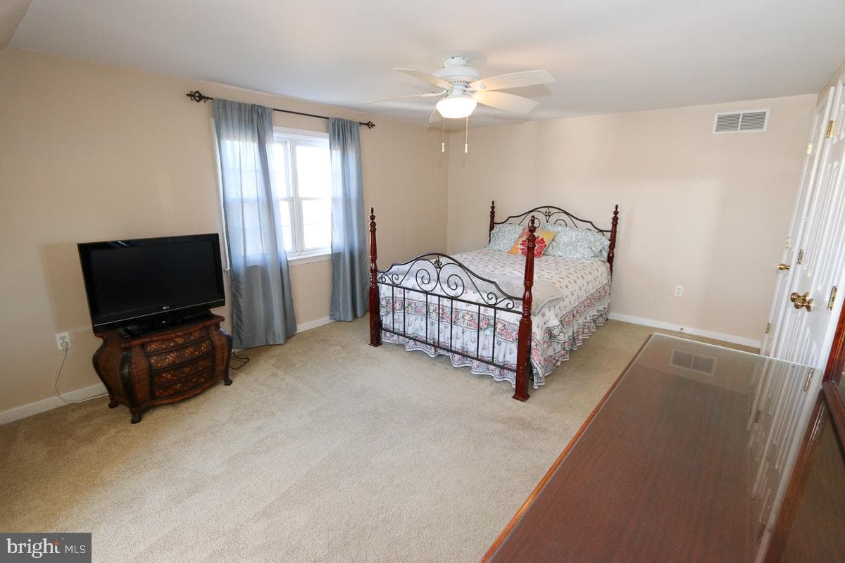 642 Kirkwood Street photo 66