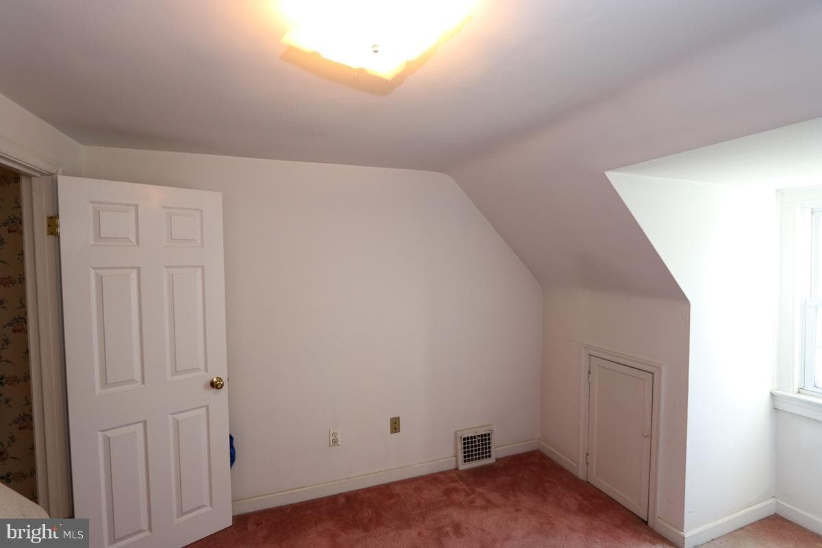 642 Kirkwood Street photo 72
