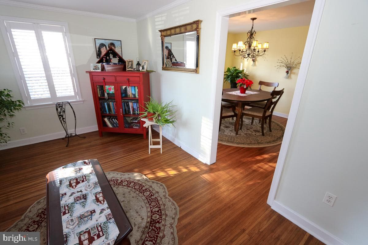 642 Kirkwood Street photo 9