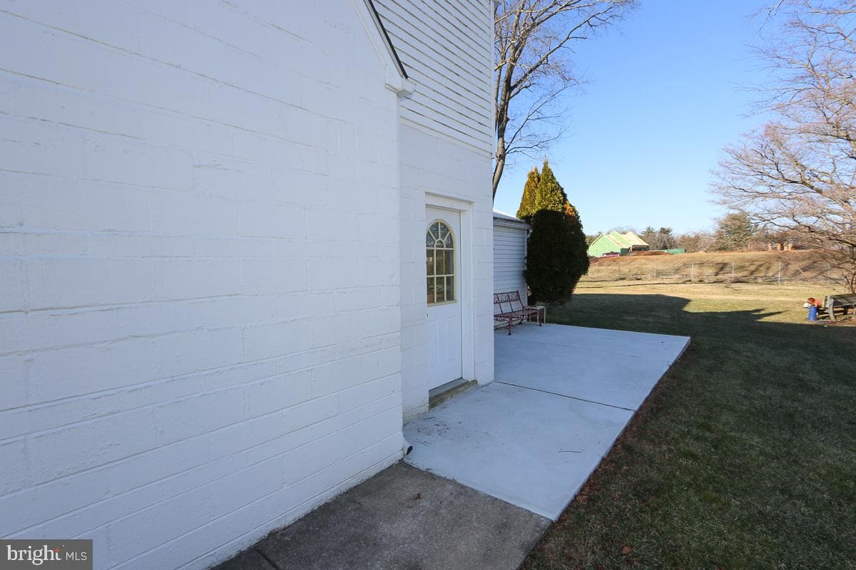 642 Kirkwood Street photo 94